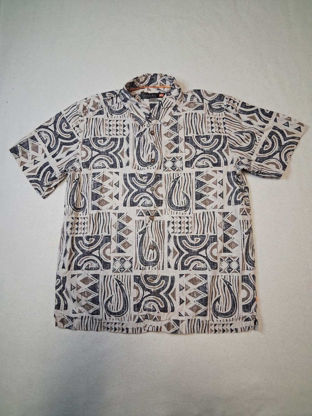 Quiksilver Beige Short-Sleeve Button-Down with Black & Brown Tribal Print